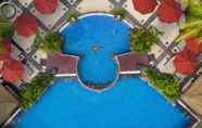 Swimming Pool 4 Hotel Ciputra Jakarta managed by Swiss-Belhotel International