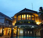 Exterior 3 Hotel Sriti Magelang