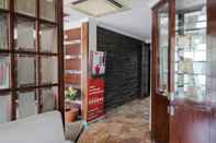 Lobi RedDoorz near WaterBoom Lippo Cikarang