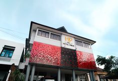 외관 2 New Hotel Pirus Samarinda