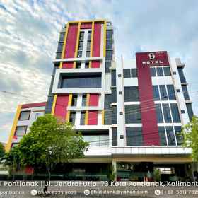 Exterior / Building 1 G Hotel Pontianak, Pontianak Hotels