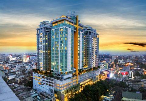 Exterior Cambridge Hotel Medan