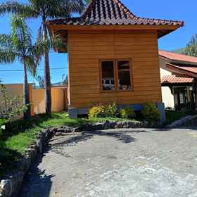 Exterior / Building 1 Uciek Tengger Bromo, Probolinggo Hotels
