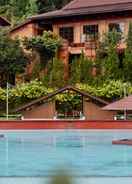 SWIMMING_POOL Jawa Dwipa Heritage Resort & Convention