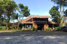 Exterior Mendulang by Belza