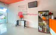 Lobi 4 Hotel Alpha Makassar RedPartner