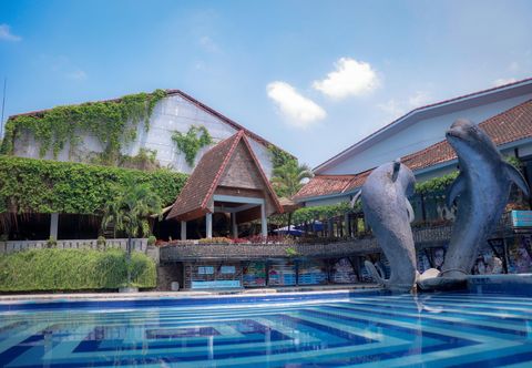 スイミングプール Bukit Daun Hotel & Resort