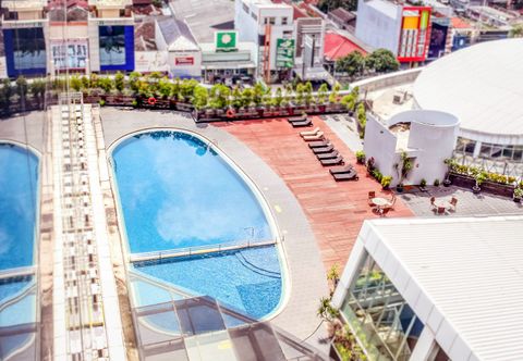 Swimming Pool Swiss-Belhotel Cirebon