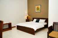 อื่นๆ Urbanview Hotel Ratu Elok Syariah Banjarbaru by RedDoorz