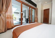 Kamar Tidur 7 Sutan Raja Villa Kuningan