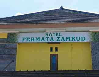 Exterior 2 Permata Zamrud Hotel