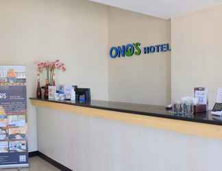 Lobi 2 Ono's Hotel Cirebon