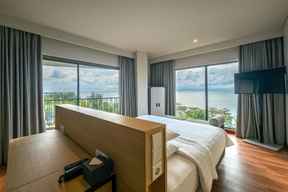 Golden Tulip Belitung