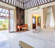 ห้องนอน 4 Taman Surgawi Resort & Spa