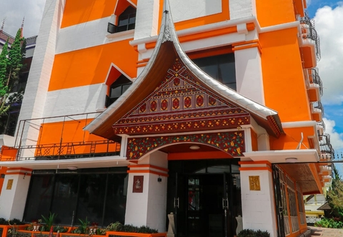 Bangunan Kharisma Hotel