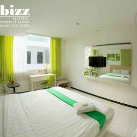Bedroom 1 Ebizz Hotel, GOR Kaliwates Hotels
