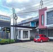 Exterior 2 Urbanview Hotel Surya Kahayan Palangkaraya by RedDoorz