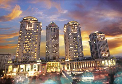 Exterior The Bellezza Hotel Suites
