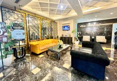 Lobby 6 The Bellezza Hotel Suites