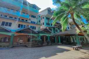 Virgo Batik Resort, Teluk Batik, Lumut, THB 643.38