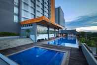 สระว่ายน้ำ ASTON Banua Banjarmasin Hotel & Convention Center