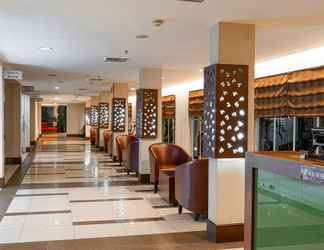 Lobby 2 ASTON Tanjung Pinang Hotel & Conference Center