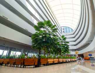 Lobi 2 ASTON Cirebon Hotel & Convention Center