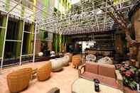 Bar, Kafe, dan Lounge Wisata Niaga Hotel