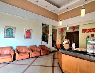 Lobby 2 Hotel Puriwisata Baturaden