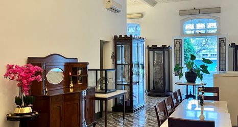 Lobby 2 THE ALIMAR HOTEL , Malang Pasar Besar , near Alun Alun , Pusat Bisnis Kuliner , Kantor Pos , Kampung Warna Warni