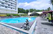 Swimming Pool 2 Grand Inna Samudra Beach