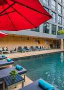 SWIMMING_POOL Galleria 12 Sukhumvit Bangkok by Compass Hospitality