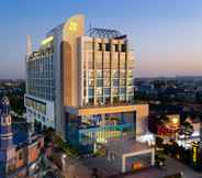 Bên ngoài 7 Platinum Hotel & Convention Hall Balikpapan