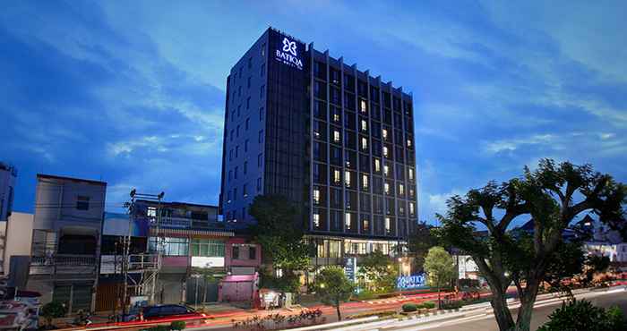 Bên ngoài BATIQA Hotel Palembang