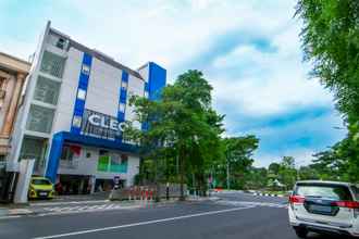 Luar Bangunan 4 Cleo Hotel Walikota Mustajab