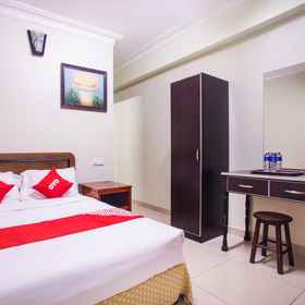 Bedroom 1 Hotel O Casavilla Hotel, Hotel Jujube Vegetarian House - HQ Taman Fadason Kepong