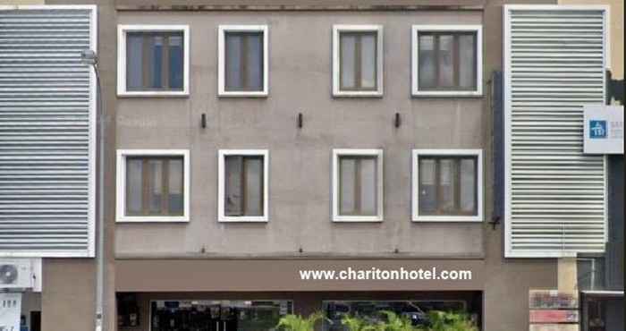 Bangunan Chariton Hotel Nusa Bestari