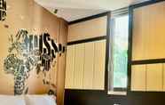 Kamar Tidur 4 Chariton Hotel Nusa Bestari