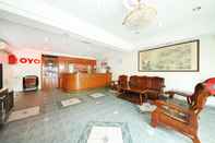 Lobi Famous Inn Hotel