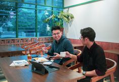 Bar, Cafe and Lounge 6 The Win Hotel Surabaya