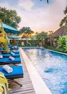 SWIMMING_POOL Rama Residence Petitenget Hotel