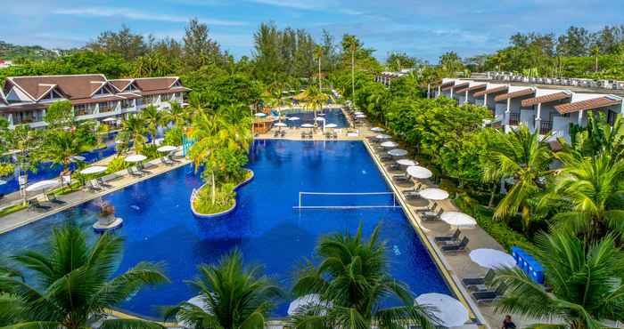 Kolam Renang Sunwing Kamala Beach