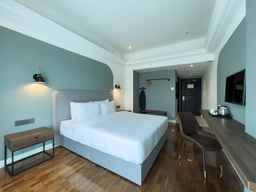 Seri Costa Hotel, THB 1,826.04