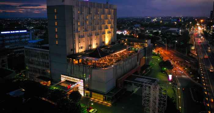 ภายนอกอาคาร Swiss-Belinn Saripetojo Solo