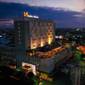 Exterior / Building 1 Swiss-Belinn Saripetojo Solo, Khách sạn Hotel Syariah Arini