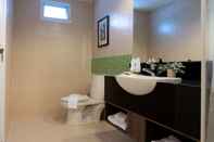 In-room Bathroom Legacy Express Sukhumvit