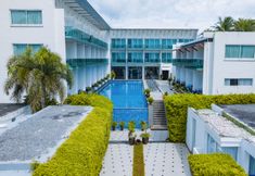 Exterior 4 KC Beach Club & Pool Villas
