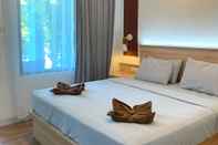 Bilik Tidur Holiday Beach Inn Pangandaran