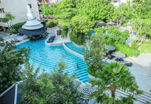 Kolam Renang The Royal Paradise Hotel & Spa