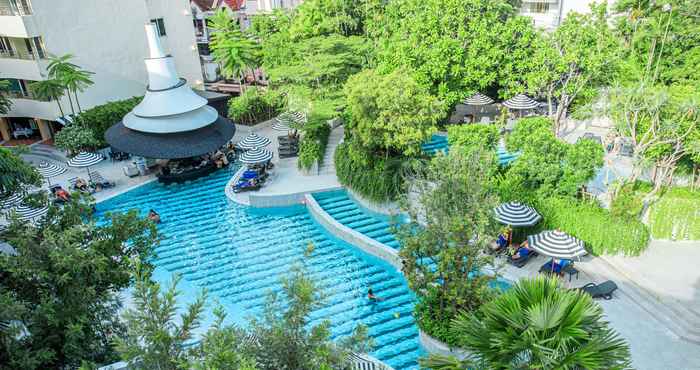 Kolam Renang The Royal Paradise Hotel & Spa